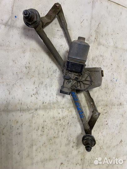 Мотор стеклоочистителя (дворники ) Peugeot 206