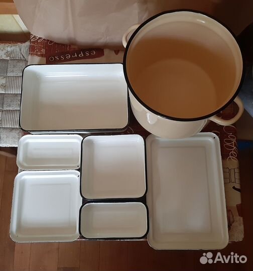 Кастрюля, формы, блюдо. Посуда эмалированная СССР