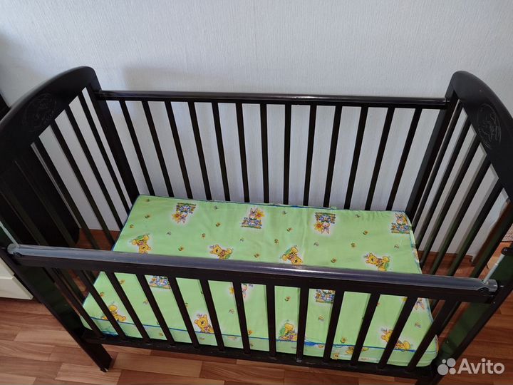 Кроватка детская в хорошем состоянии