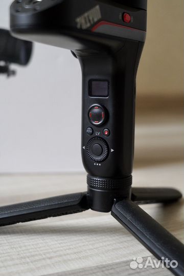 Стабилизатор Zhiyun Weebill S