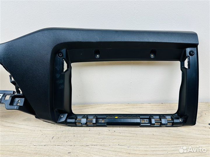 Накладка на торпеду Hyundai Solaris 2 2017-2022