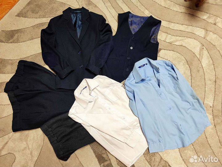 Костюм школьный размер 116-122 состояние нового