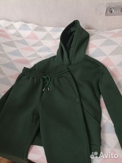 Костюм спортивный