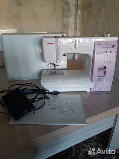 Швейная машина Janome 1015 бу