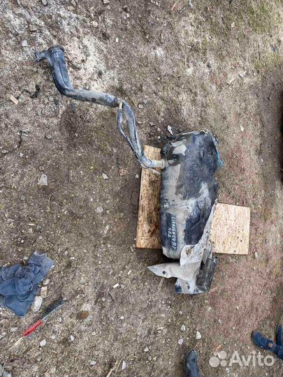 Топливный бак Citroen C4