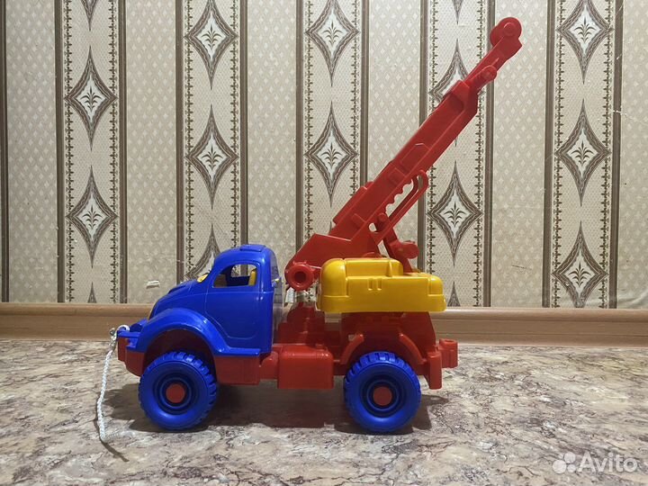 Детская машинка