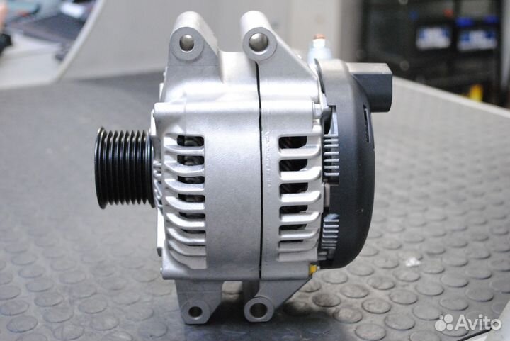 Генератор BMW X5 E70, X6 E71, F10, F30 3.0i