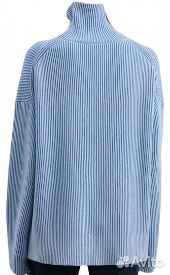 Голубой свитер zarina