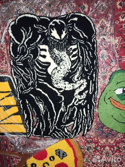 Продам ковер ручной работы