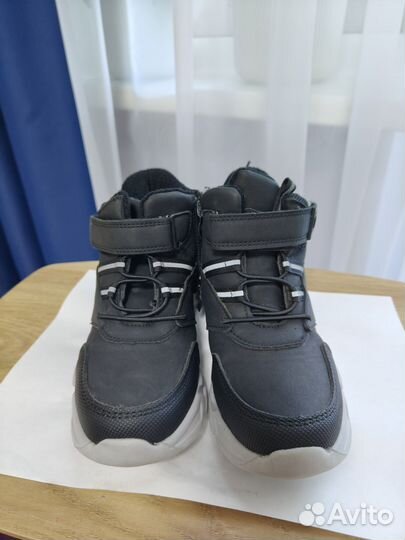 Демисезонные ботинки для мальчика 29