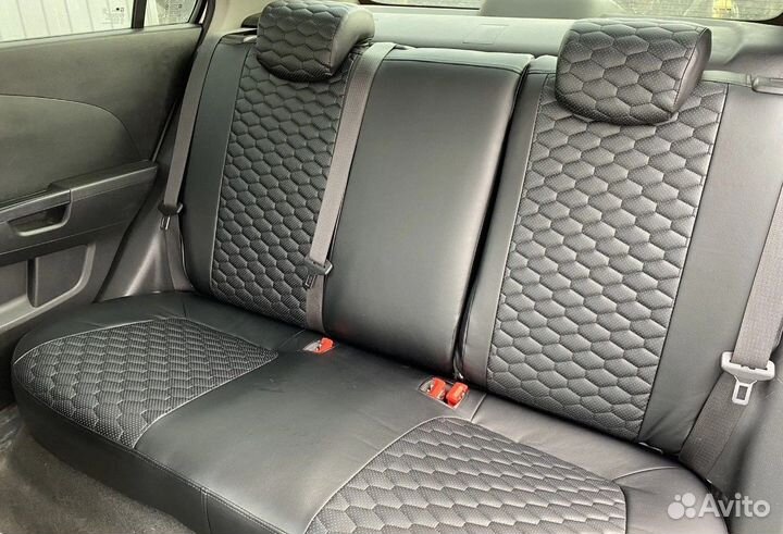 Чехлы Chevrolet Aveo Sedan (T200) Экокожа Соты