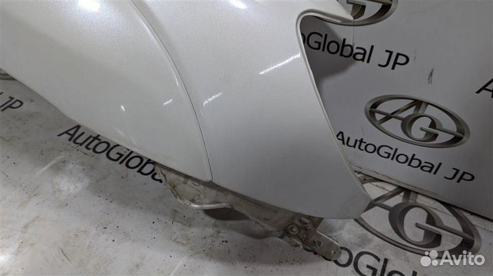 Крыло переднее правое Toyota Hilux Surf