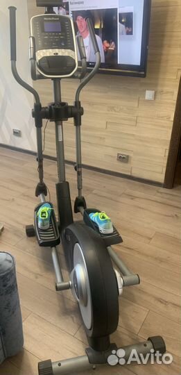 Эллиптический тренажер