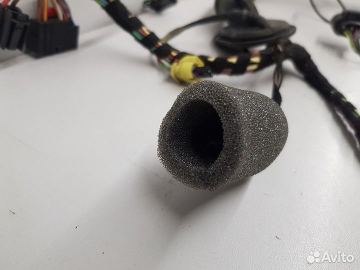 Электропроводка двери передняя левая