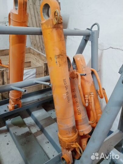 Амкодор Гидроцилиндр 350.06.19.000