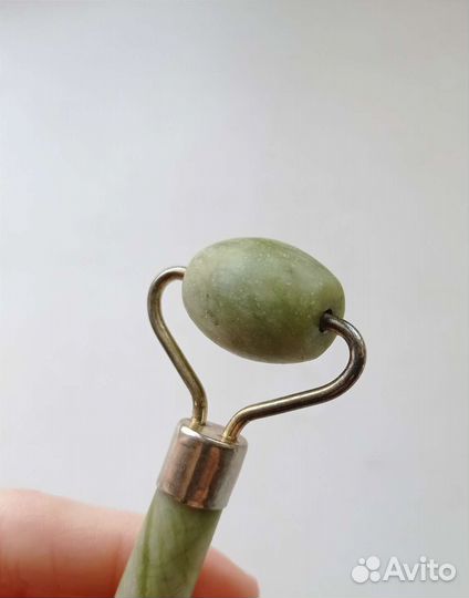 Роликовый массажер для лица