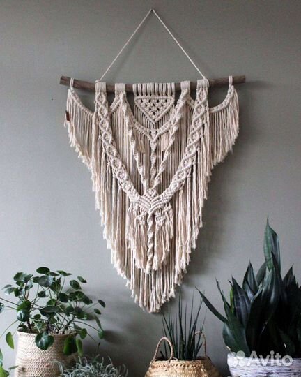 Гигантское макраме панно