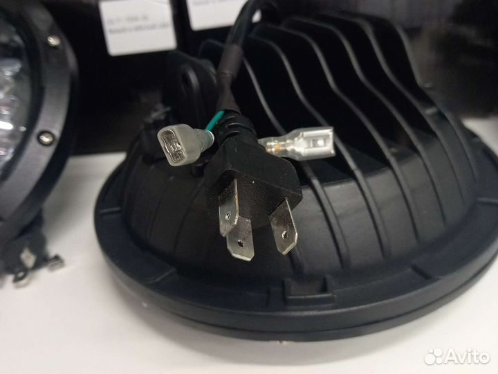 Фары Нива 4 линзы с ходовым огнём белый жёлтый