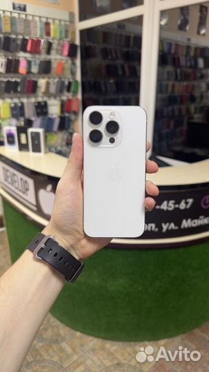 iPhone 15 Pro, 256 ГБ