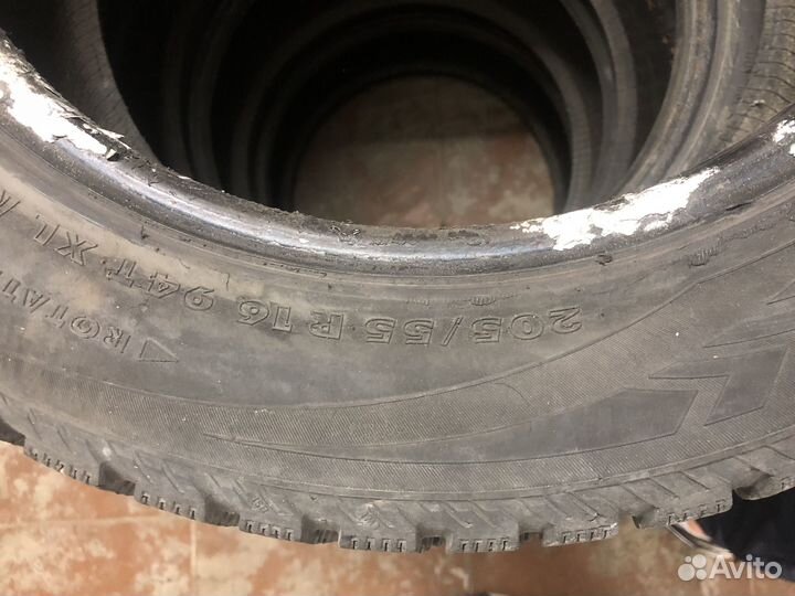 Nokian Tyres Hakkapeliitta 4 205/55 R16 94T