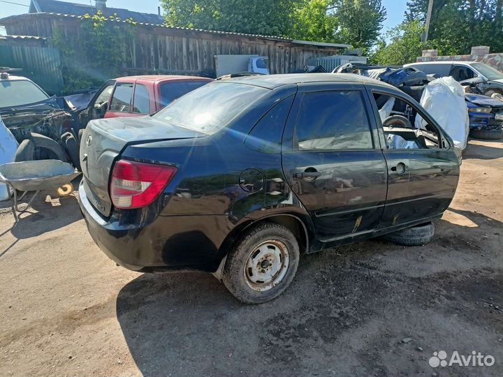 Кузовные запчасти LADA Granta