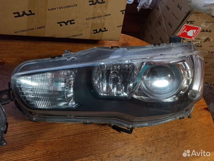 Фары ксенон на mitsubishi lancer 10