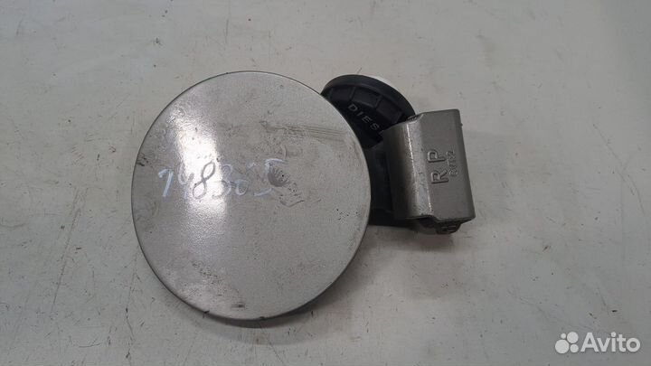 Лючок бензобака киа Carens