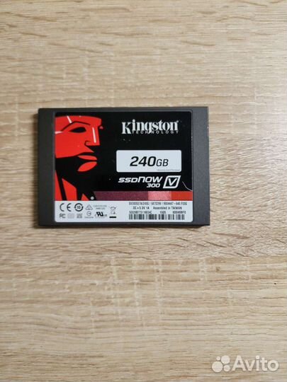 Жесткий диск SSD Kingston SV300S37A 240GB