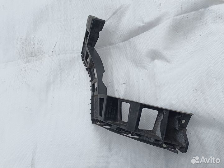 Vw Tiguan 1 Кронштейн бампера задний правый
