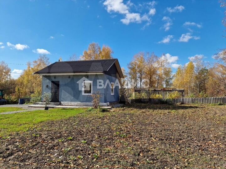 Дом 51 м² на участке 6 сот.