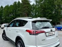 Toyota RAV4 2.0 CVT, 2018, 99 000 км, с пробегом, цена 2 650 000 руб.