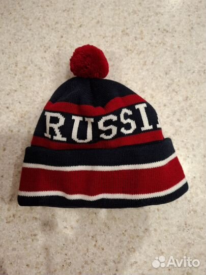 Спортивная шапочка новая