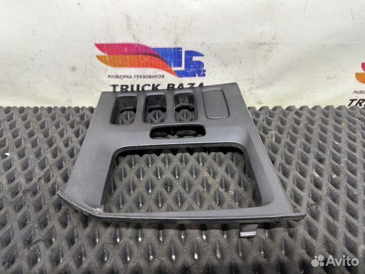 1868290 Рамка кнопок Scania 5-series