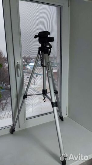 Продам фотоаппарат canon 550d