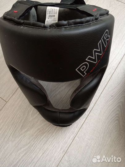 Шлем для единоборств, перчатки боксёрские детские