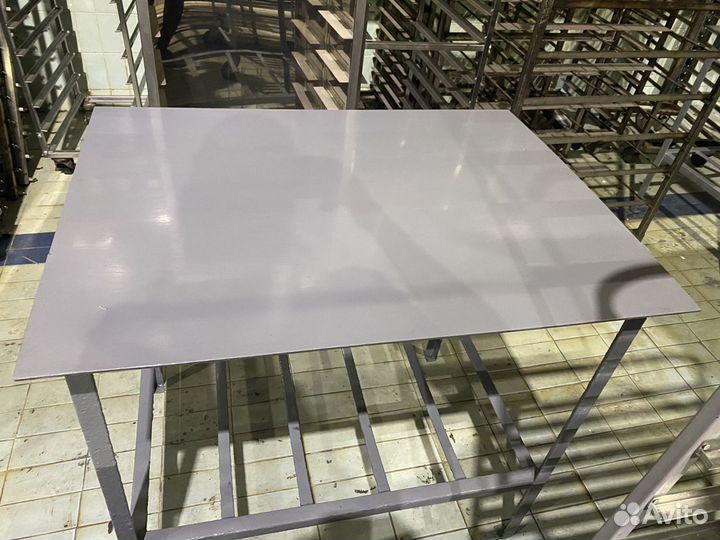 Стол подставка