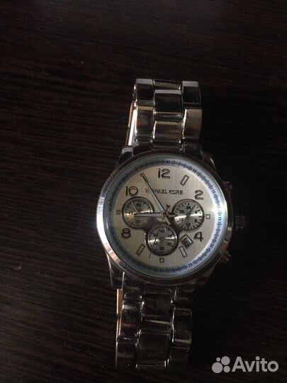 Часы на руку