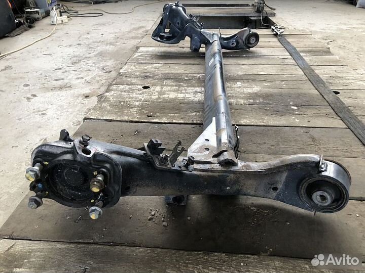 Балка задняя под барабаны Hyundai Solaris