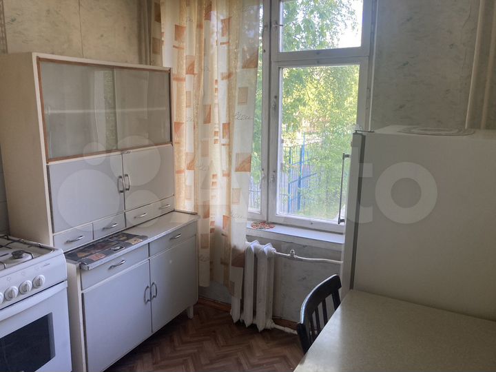 3-к. квартира, 56 м², 2/5 эт.