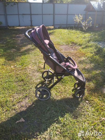 Коляска прогулочная