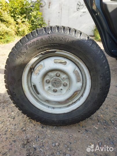 R13 Tunga Nordway 2 175/70, PCD 4x98 DIA 52.5