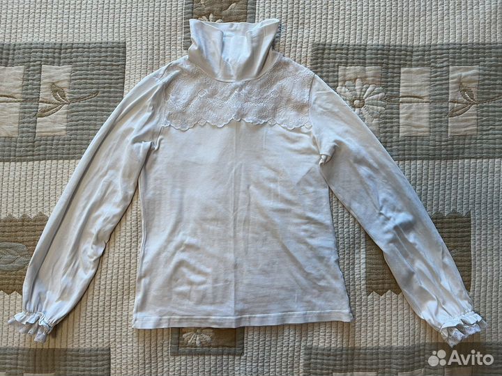Блузки водолазки школьные р. 146-152