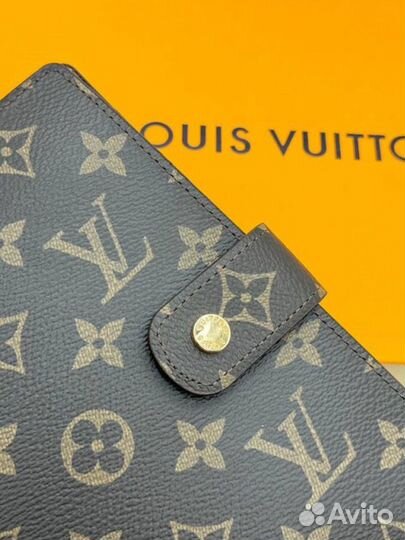 Ежедневник louis vuitton