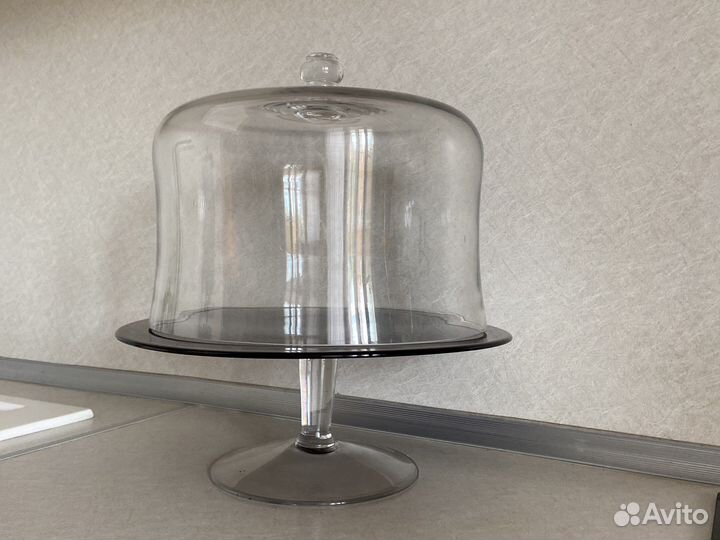 Тортница на ножке с крышкой