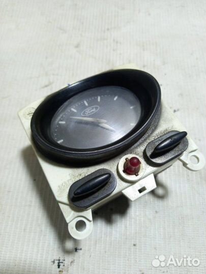 Часы Форд Эскорд универсал 1 1996