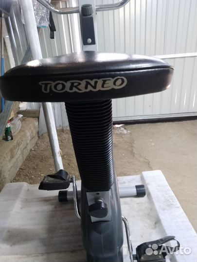 Велотренажер torneo