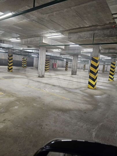 Машиноместо, 16 м²