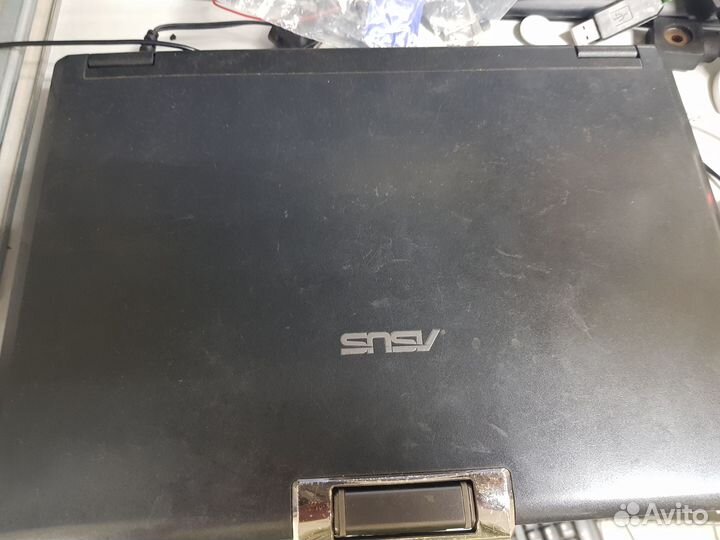 Ноутбук Asus X20E