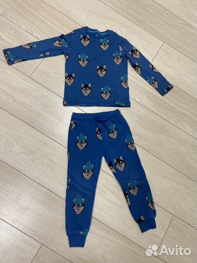 Marks spencer костюм 3-4 года