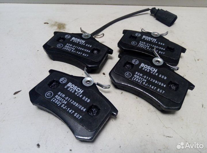 Колодки дисковые задние Volkswagen Sharan